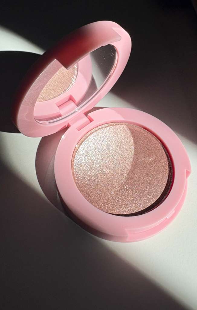 Vegan Beauty Highlighter
